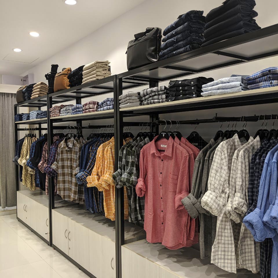 Best Fashion and Apparel Stores Near me